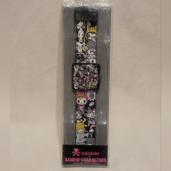 NEW Hello Kitty x Tokidoki watch Sanrio - Picture 4 of 10